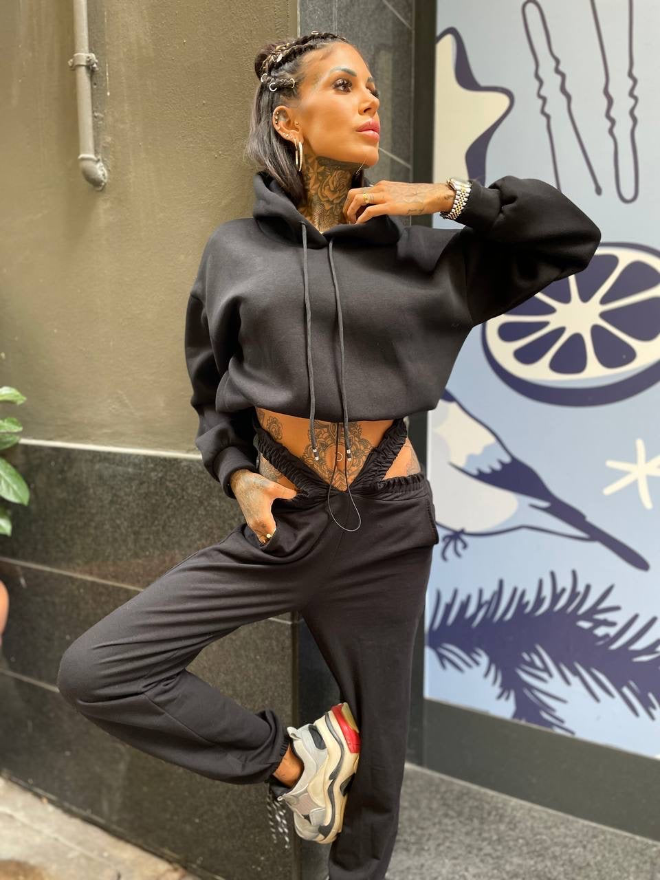 Felpa con elastico nera