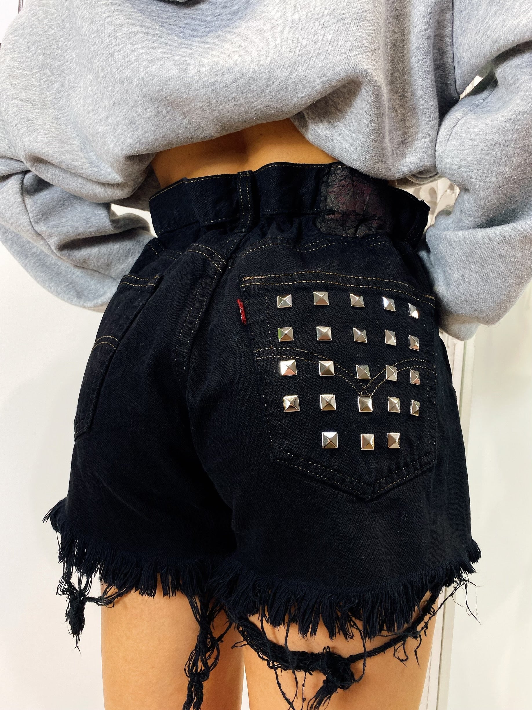 Short Levi’s Vintage con Borchie Nero