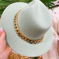 Cappello tiffany con catena