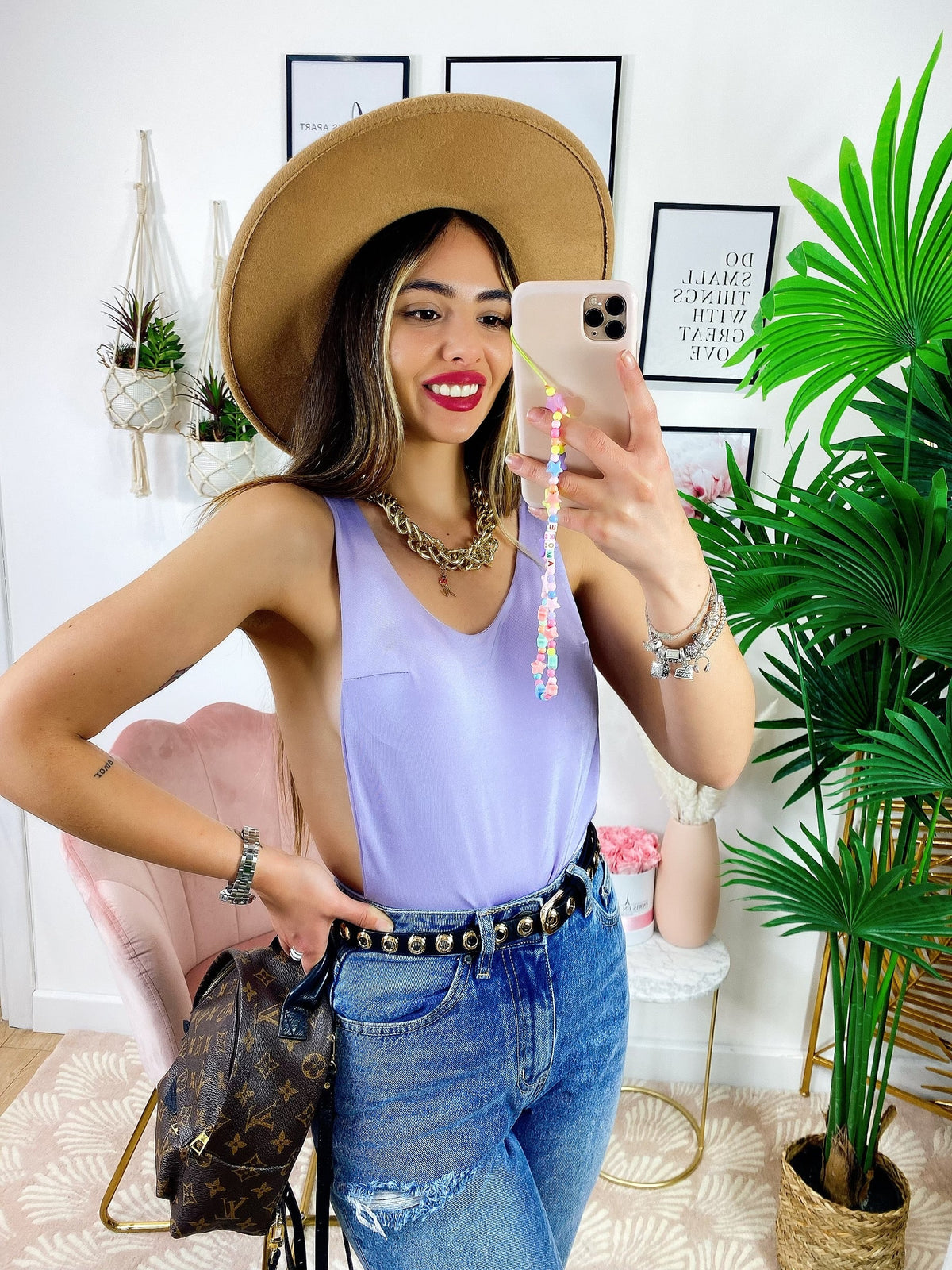 Body influencer