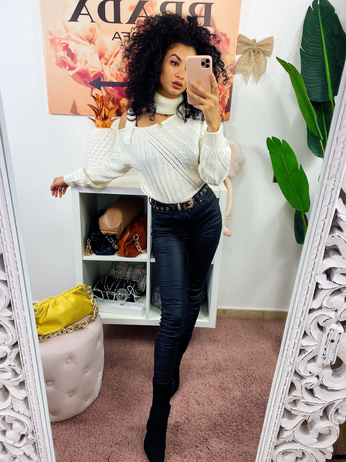Maglione a trecce con spalla scoperta