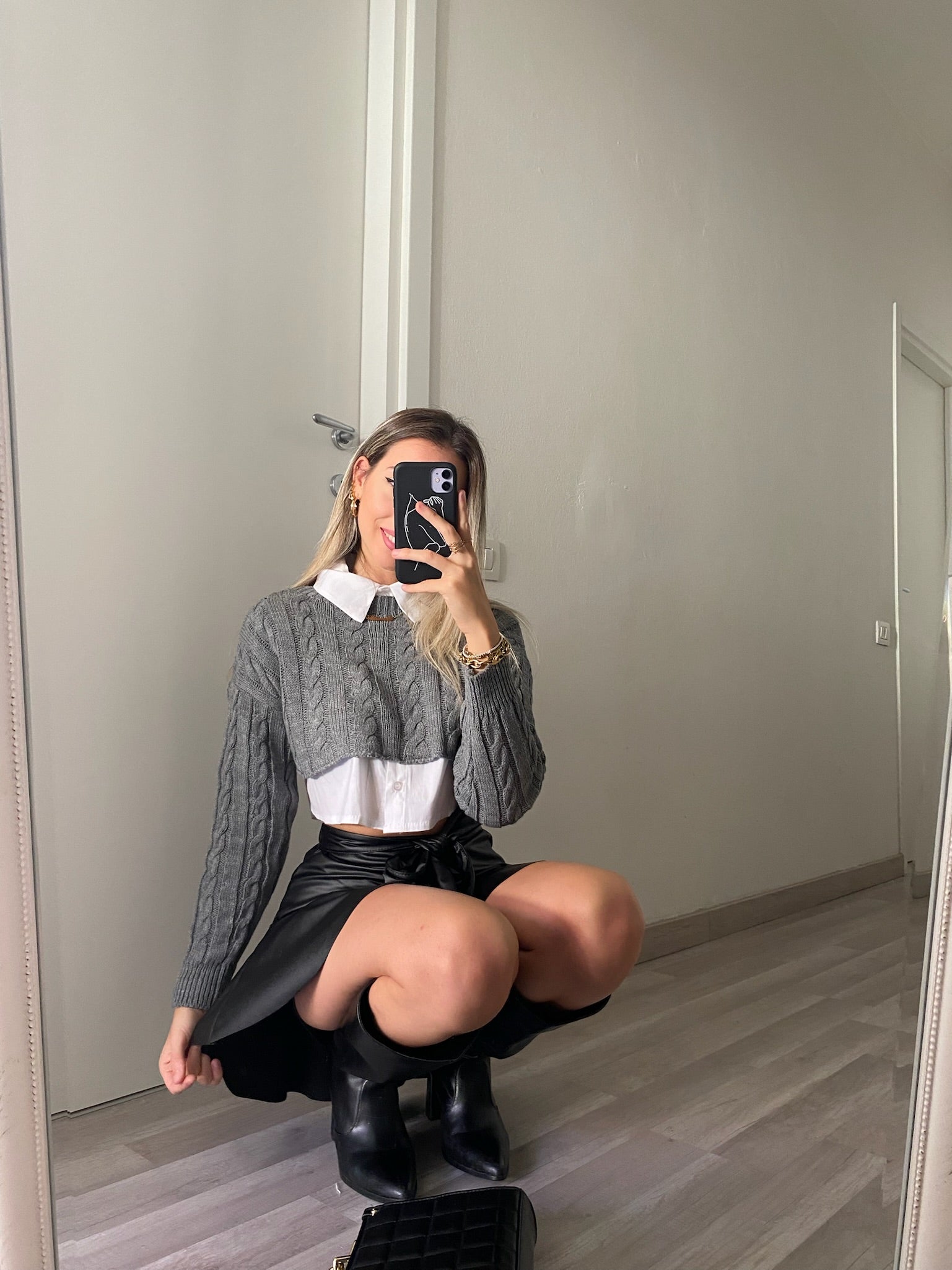 Pull crop a trecce grigio