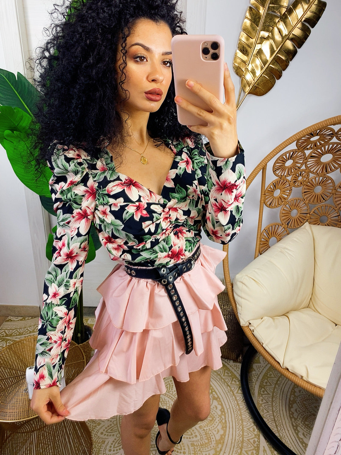 Top a fiorellini rosa e verdi