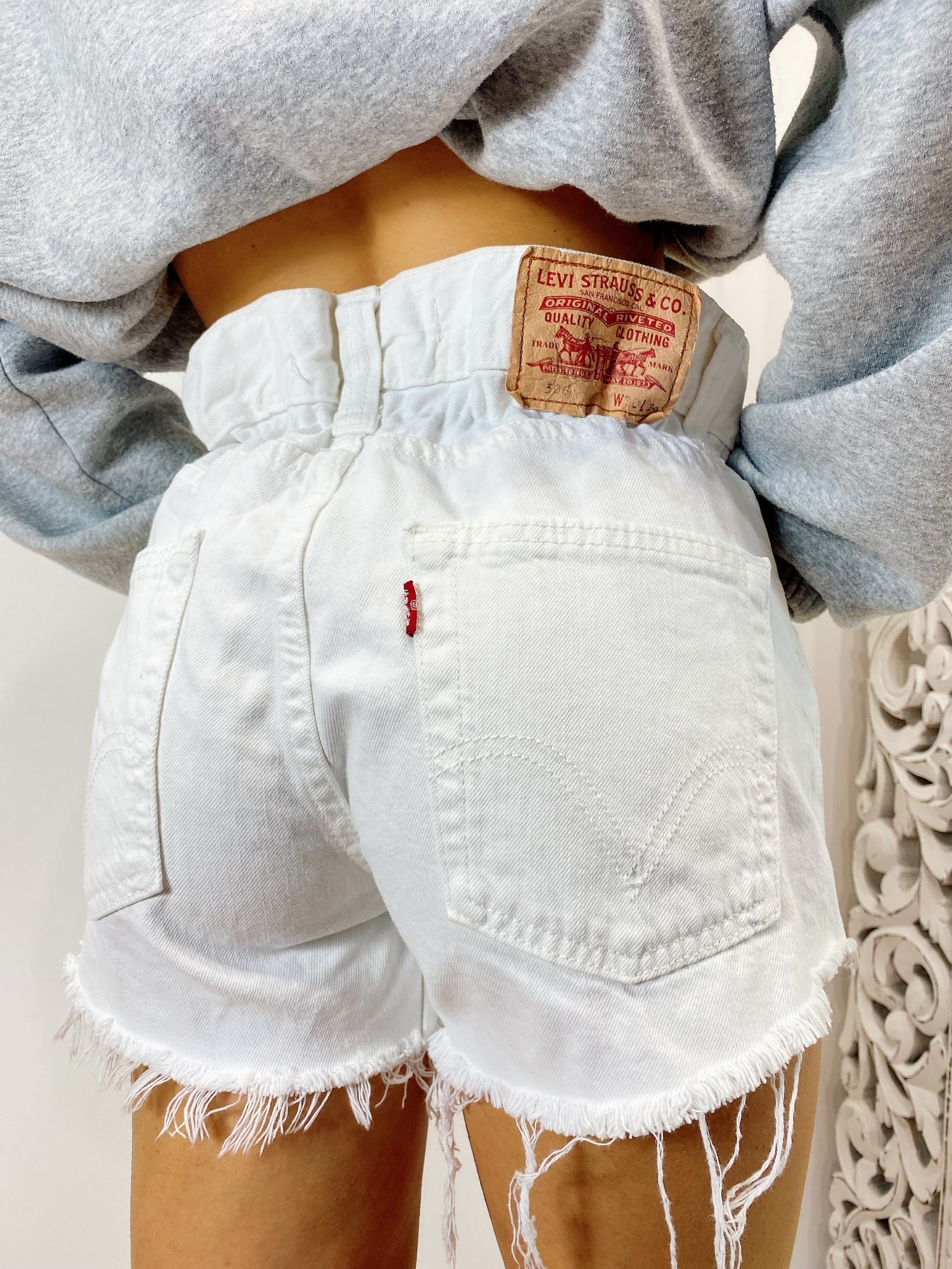 Short Levi’s Vintage Bianco