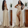 Abito in raso con maxi spacco champagne