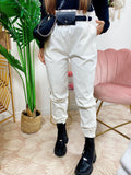 Pantalone bianco con marsupio