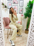 Completo maglia e pantalone