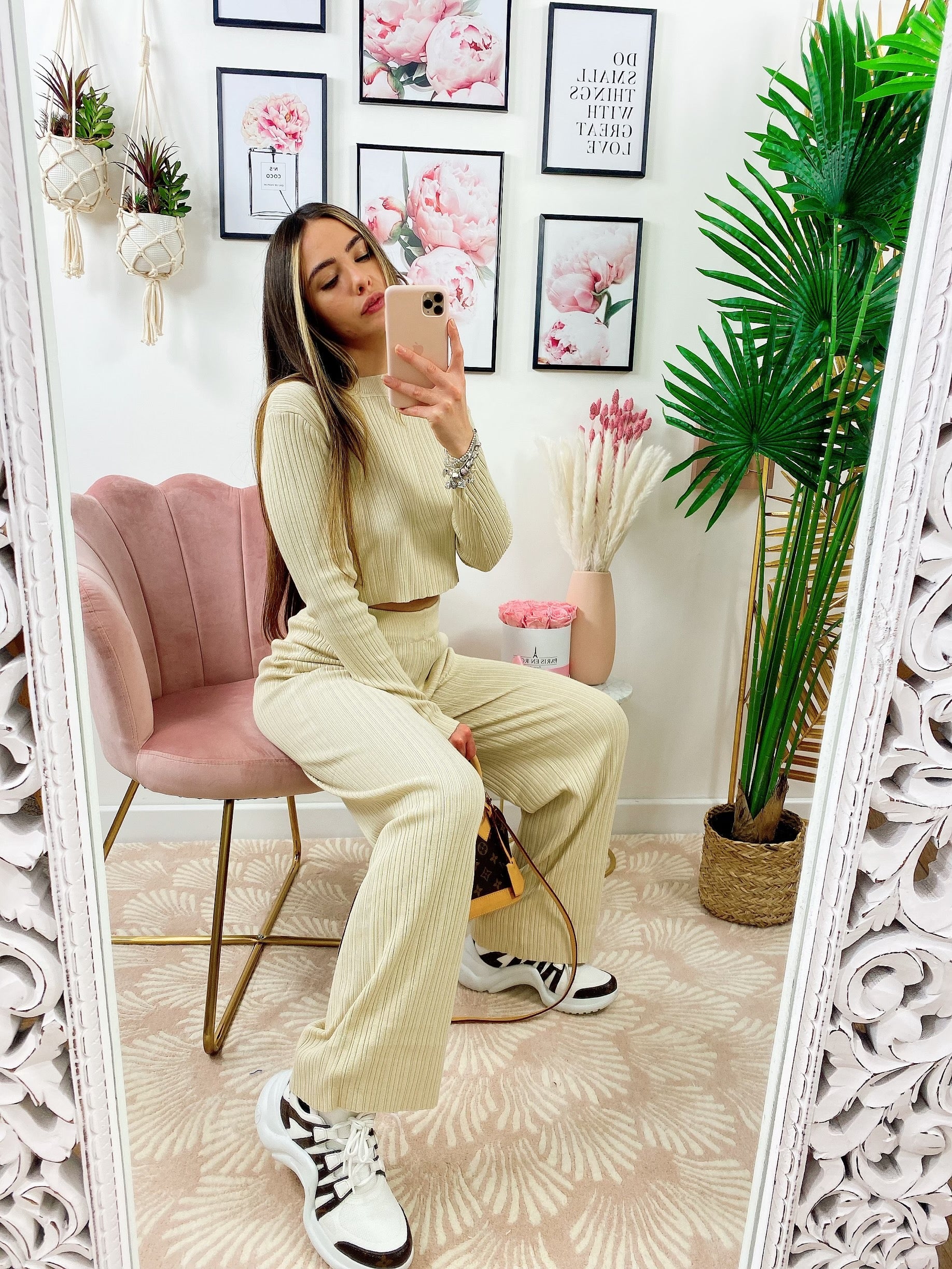 Completo maglia e pantalone