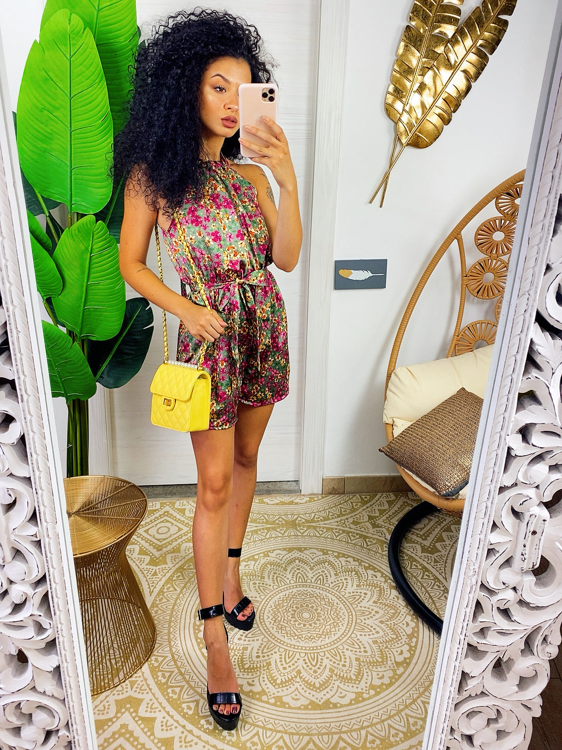 Tutina in raso con fiori base verde