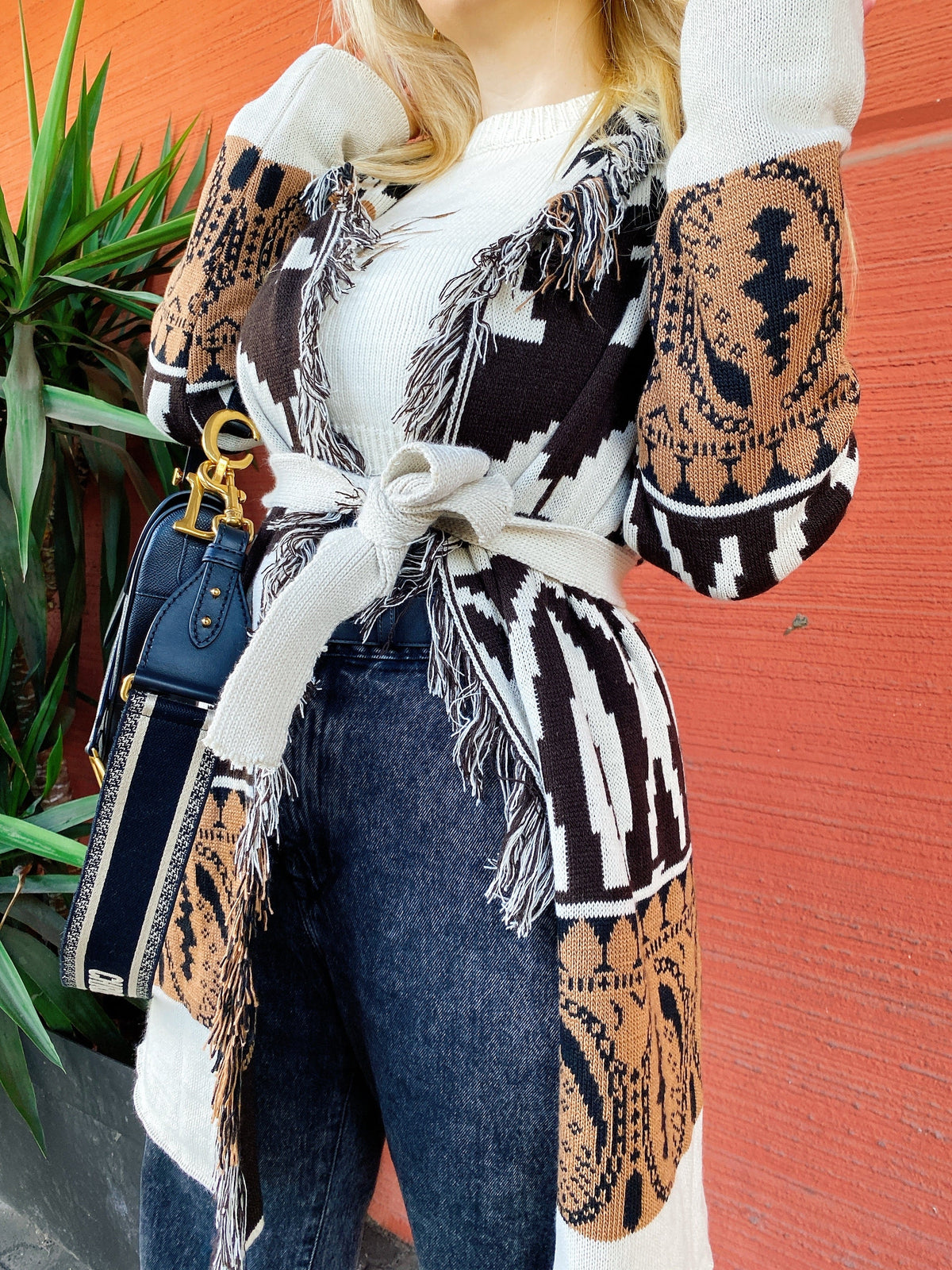 Cardigan Camel/Black con frange e cinta