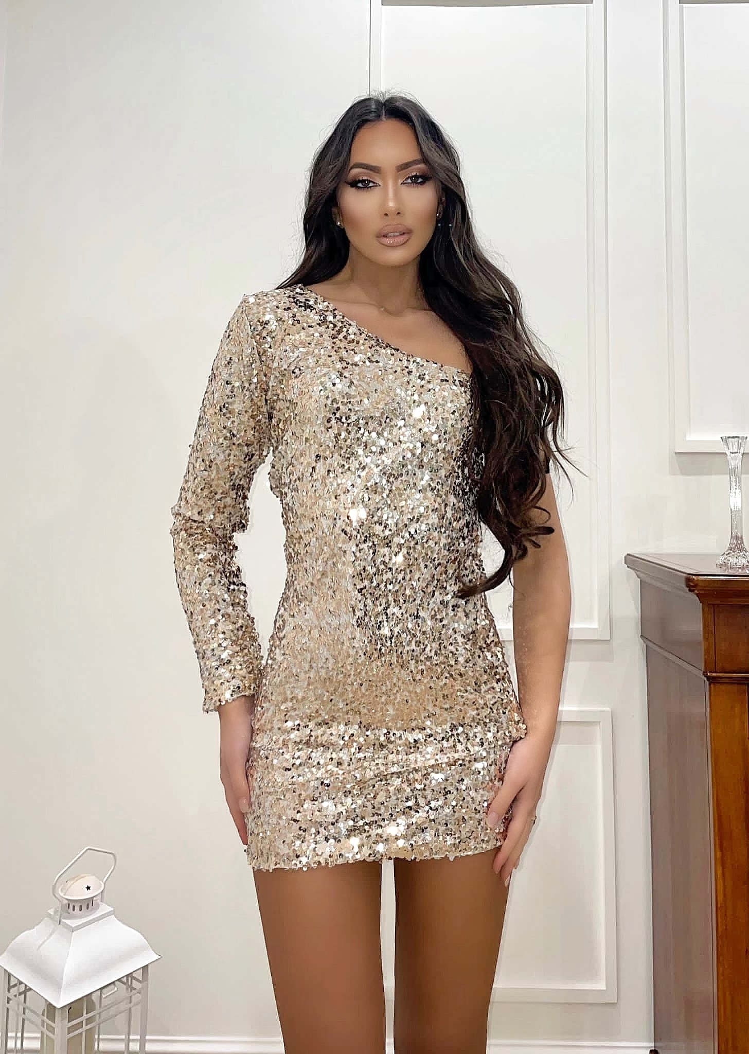 Abito monospalla paillettes gold