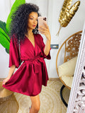 Abito a kimono in raso con cintura