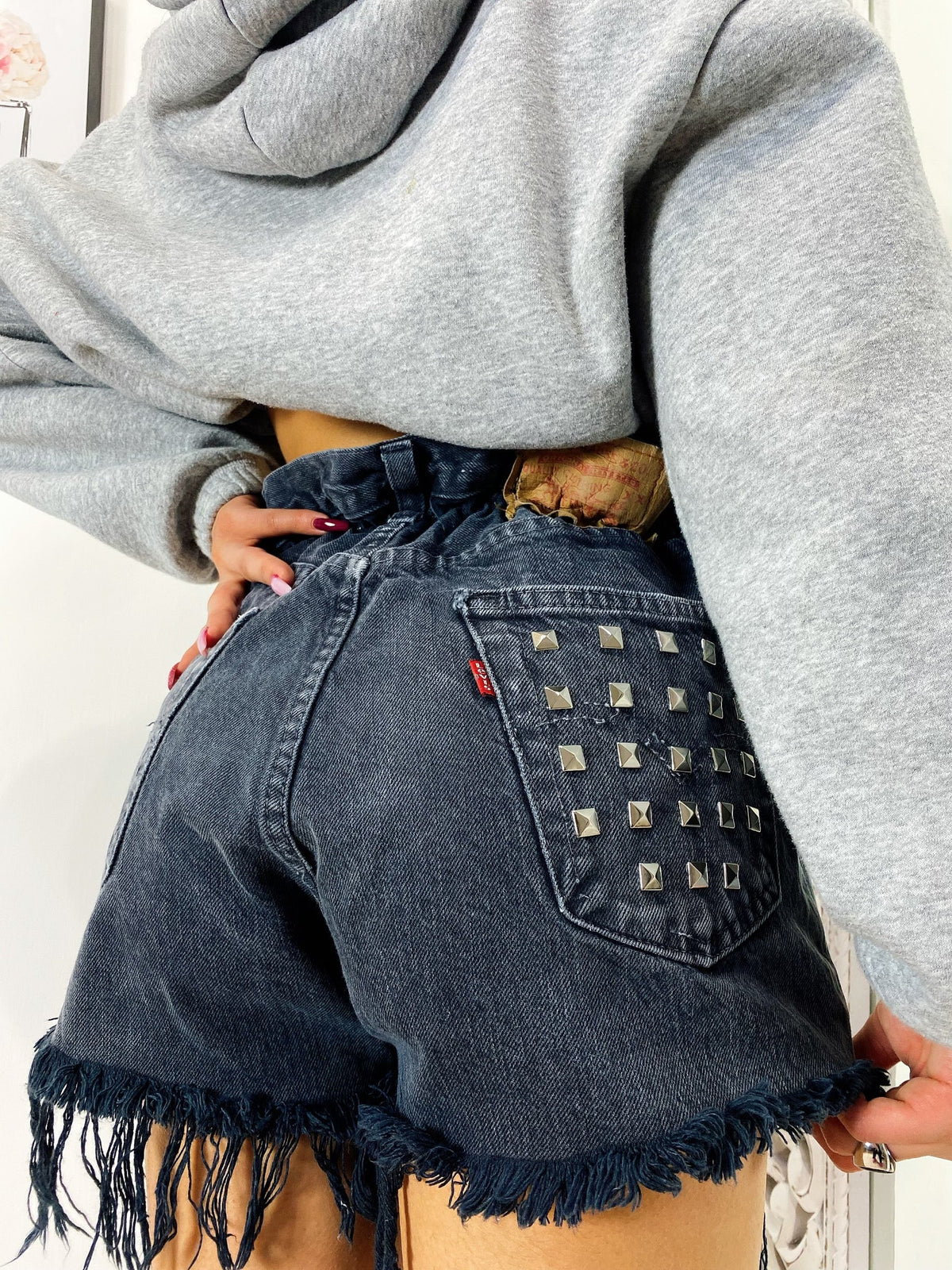 Levi’s Vintage grigio scuro con borchie