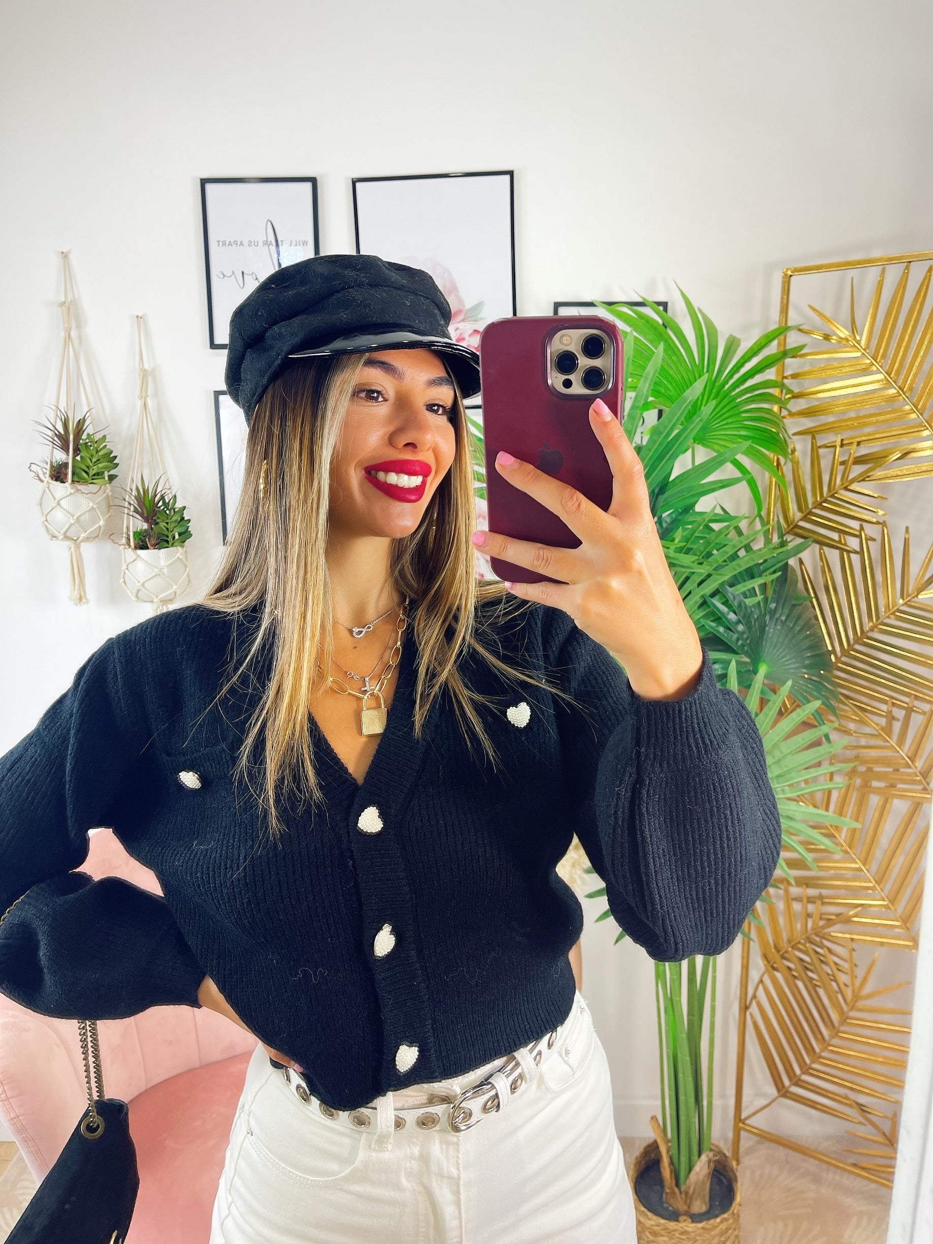 Maglione con bottoni gioiello a cuore Nero