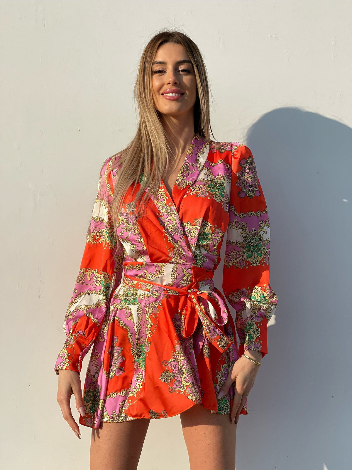 Abito etnico arancio e rosa