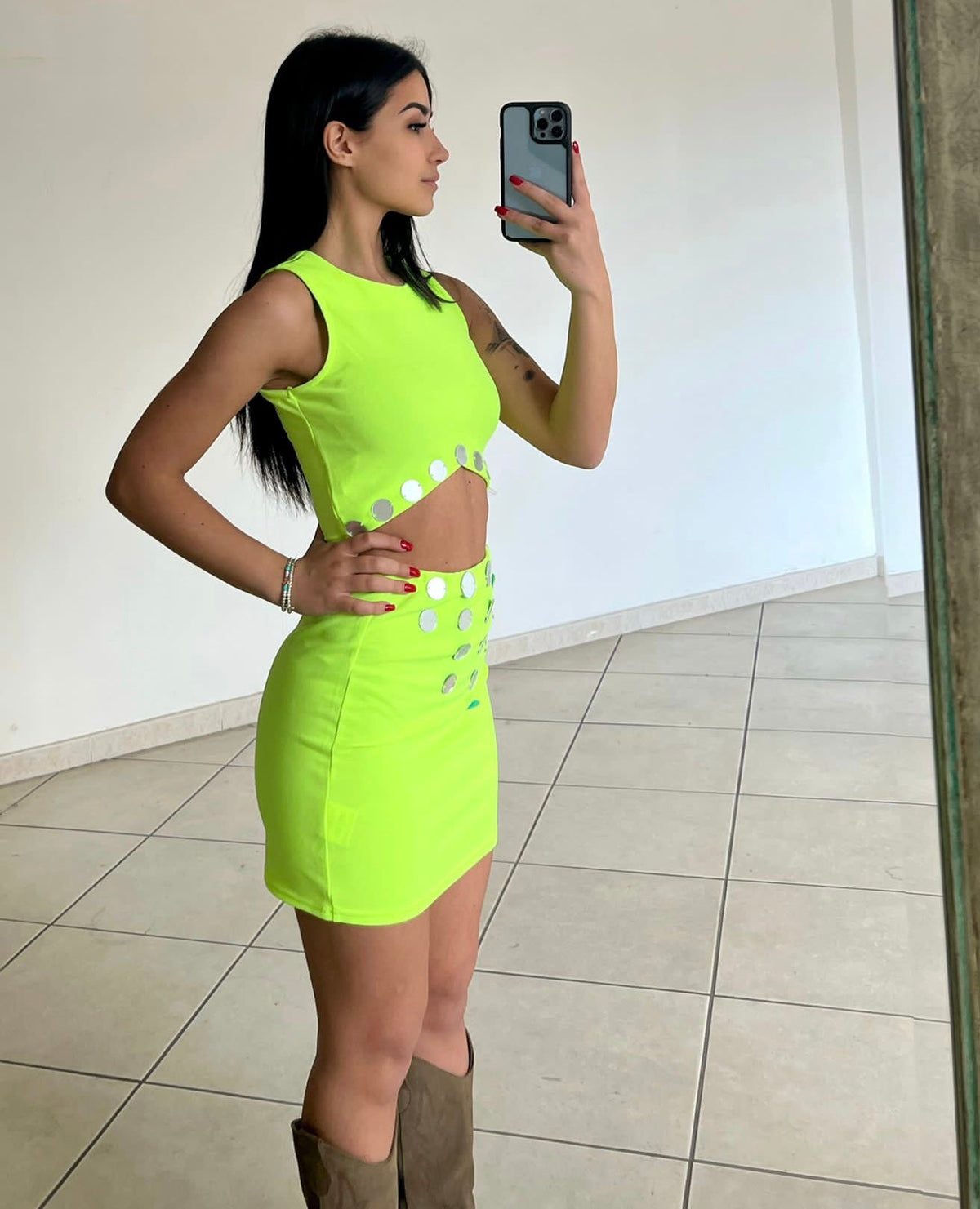 Completo top e gonna lime