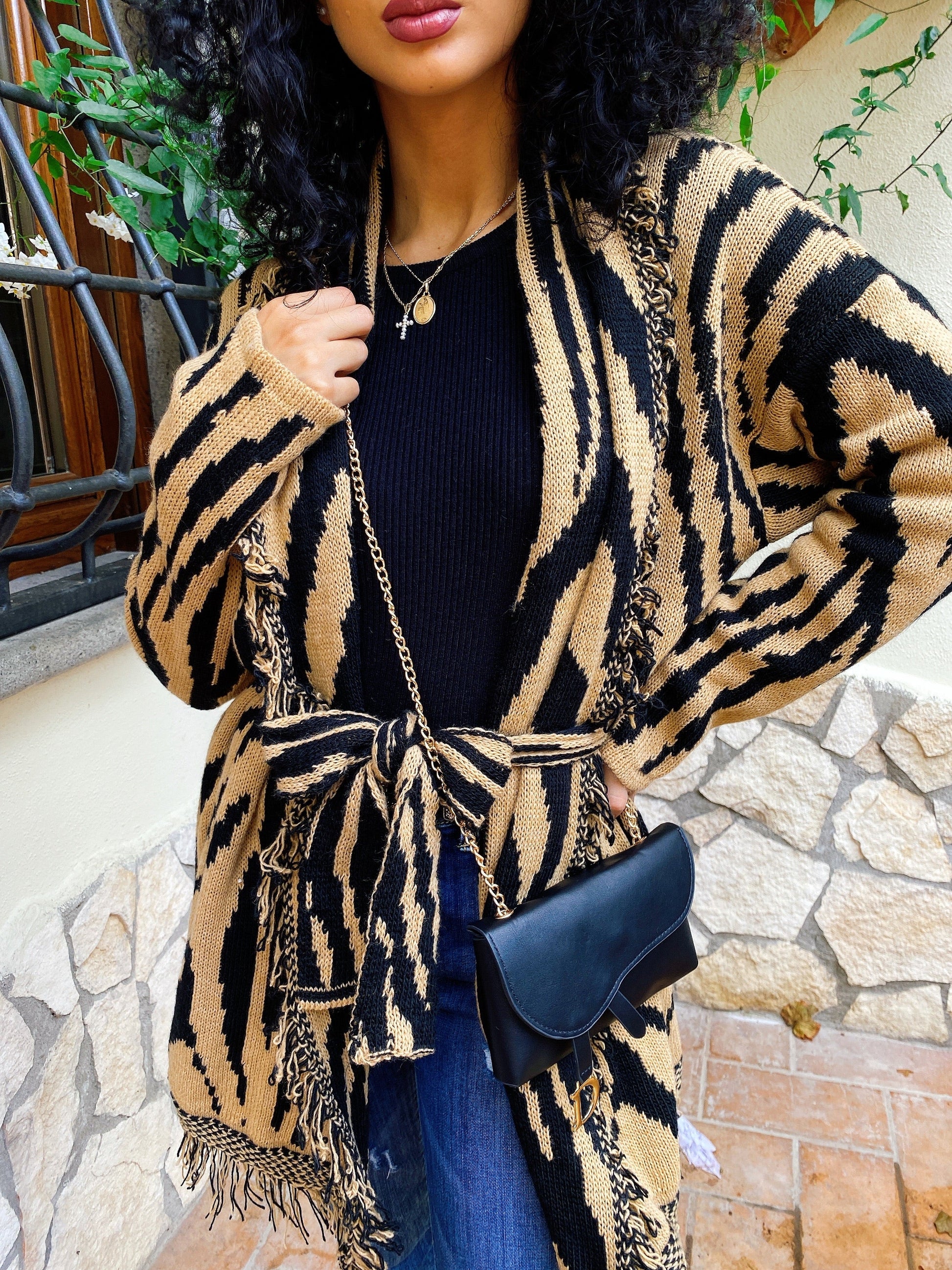 Cardigan Camel/Black con frange e cinta