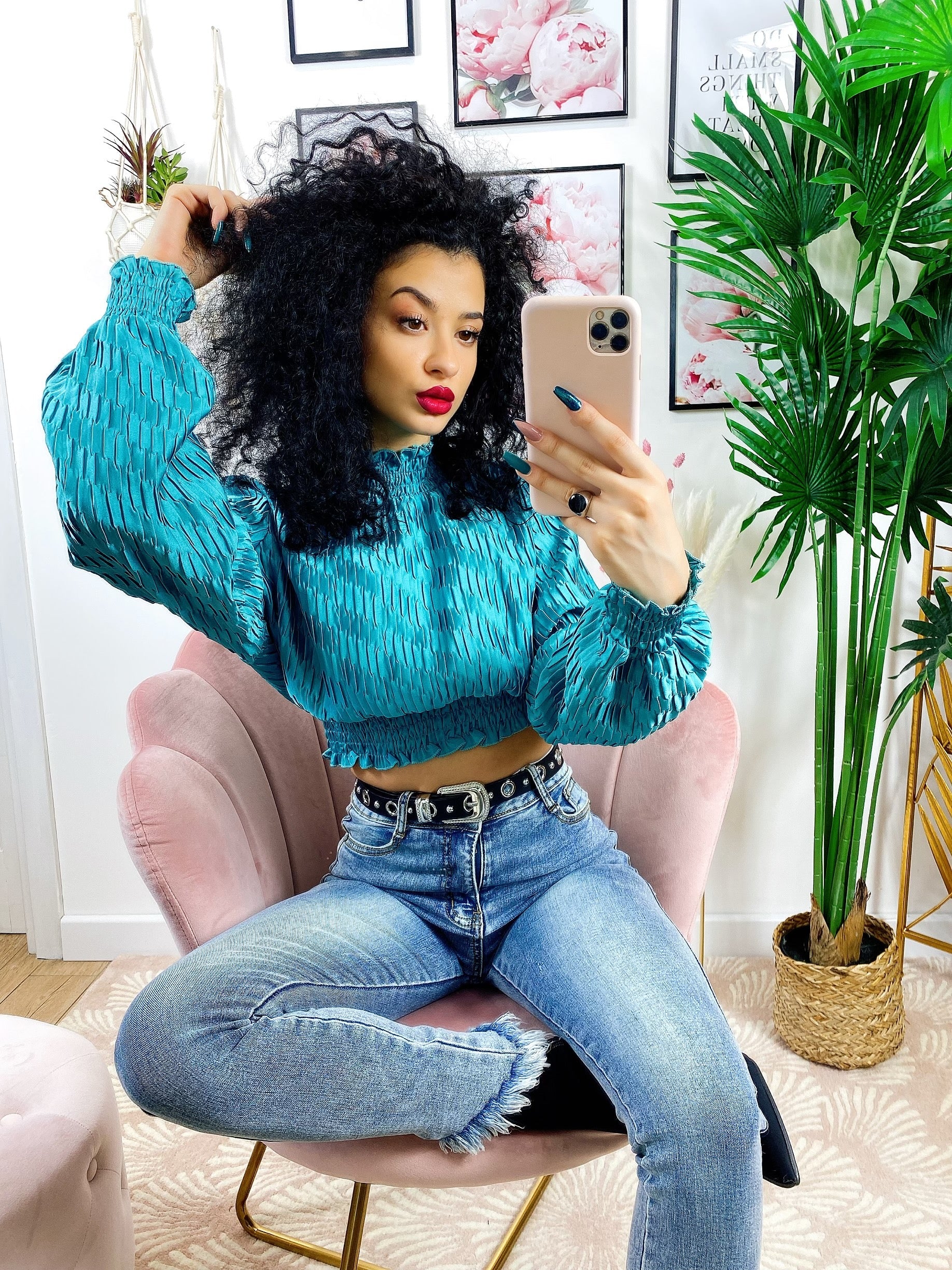 Blusa in raso effetto 3d