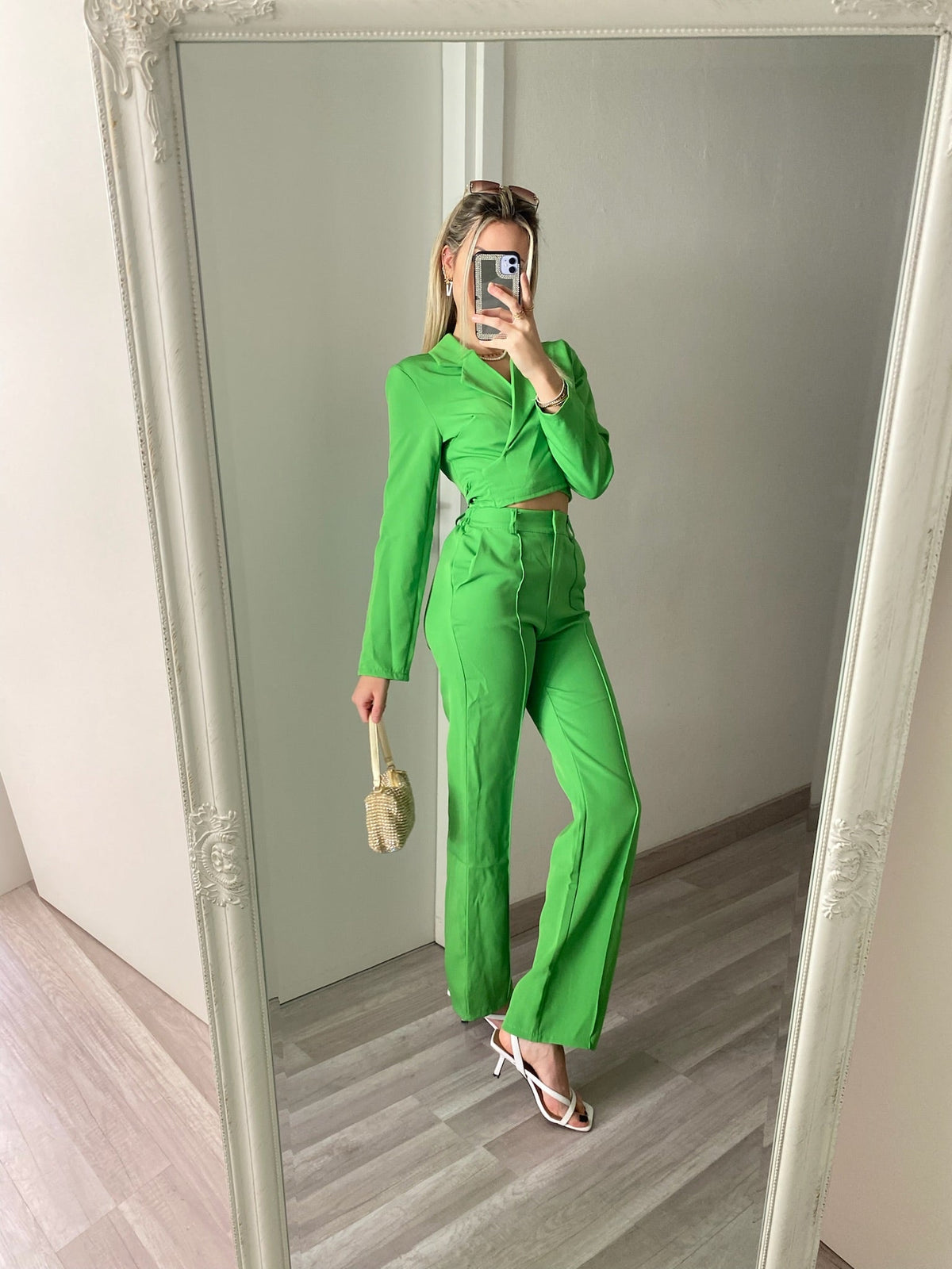 Completo top e pantalone verde