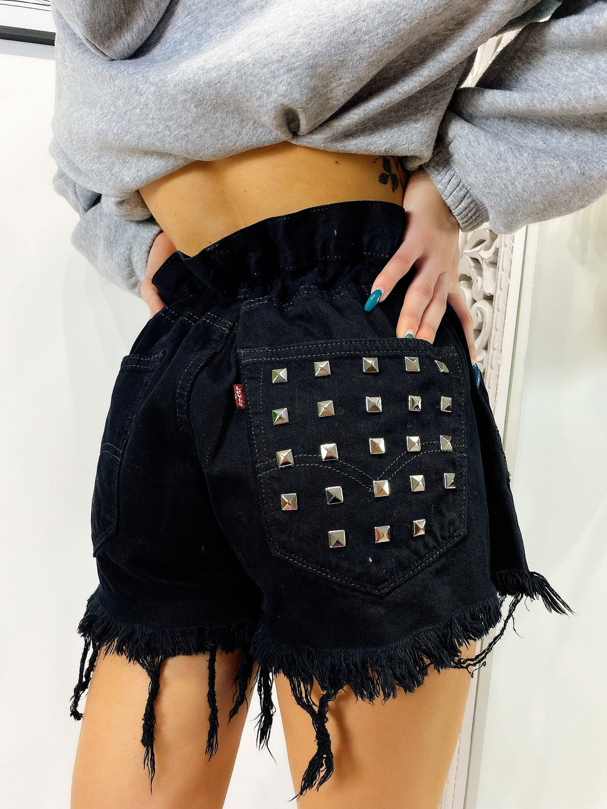 Short Levi’s Vintage con Borchie Nero