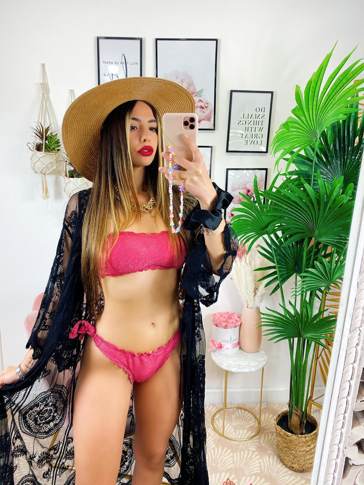 Bikini a fascia con arricciature fragola