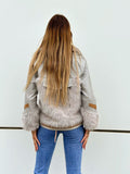 Giaccone grigio polvere dettaglio Camel