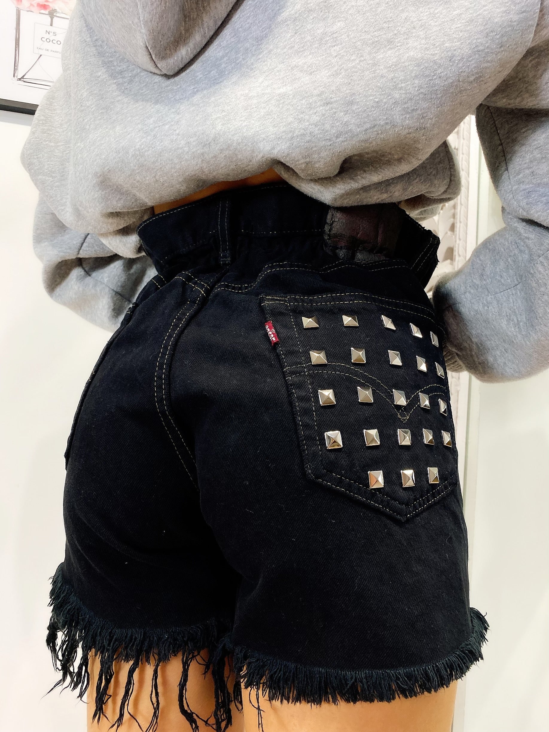 Short Levi’s Vintage con Borchie Nero