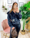 Giacca di jeans nero con rouches e marsupio