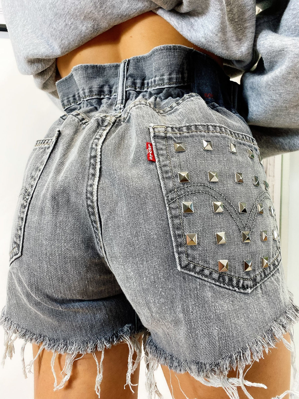 Short Levi’s Vintage con Borchie bagno grigio