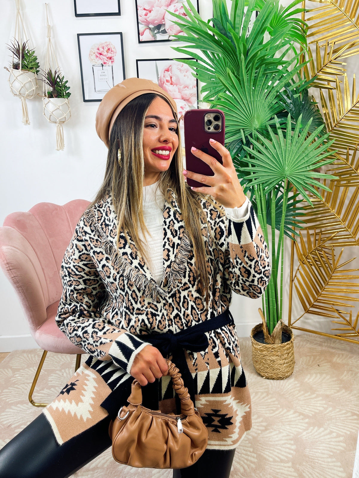 Cardigan maculato con frange e cinta