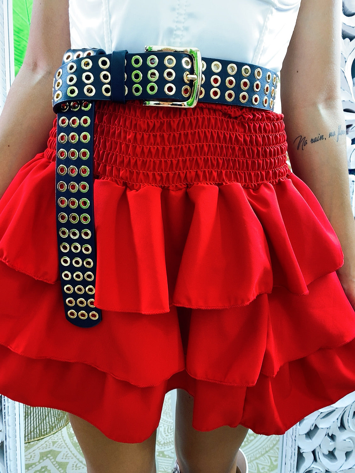 Gonna con balze rossa