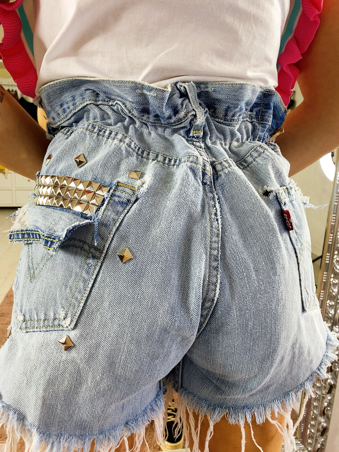 Levi’s Short Vintage con borchie e tasca piegata
