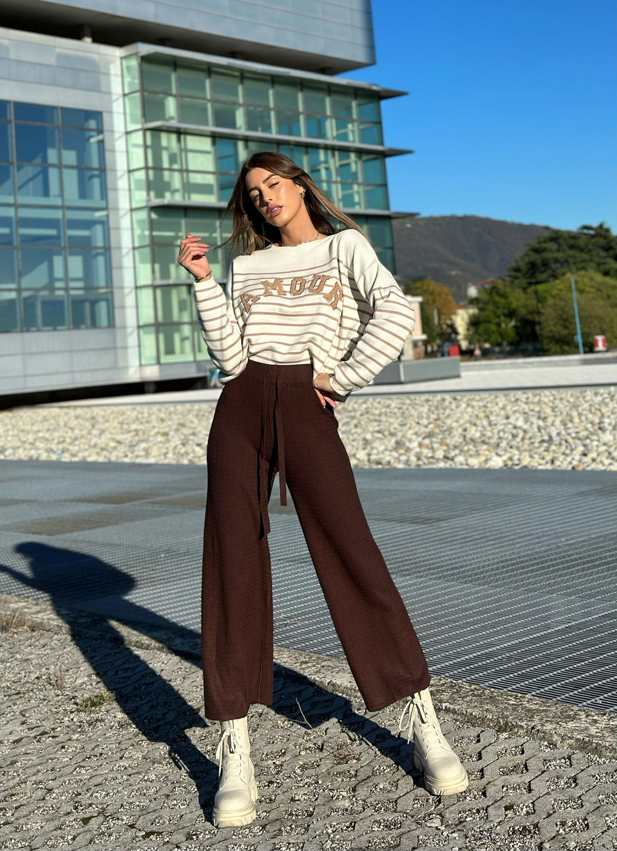 Pantalone di lana ampio marrone