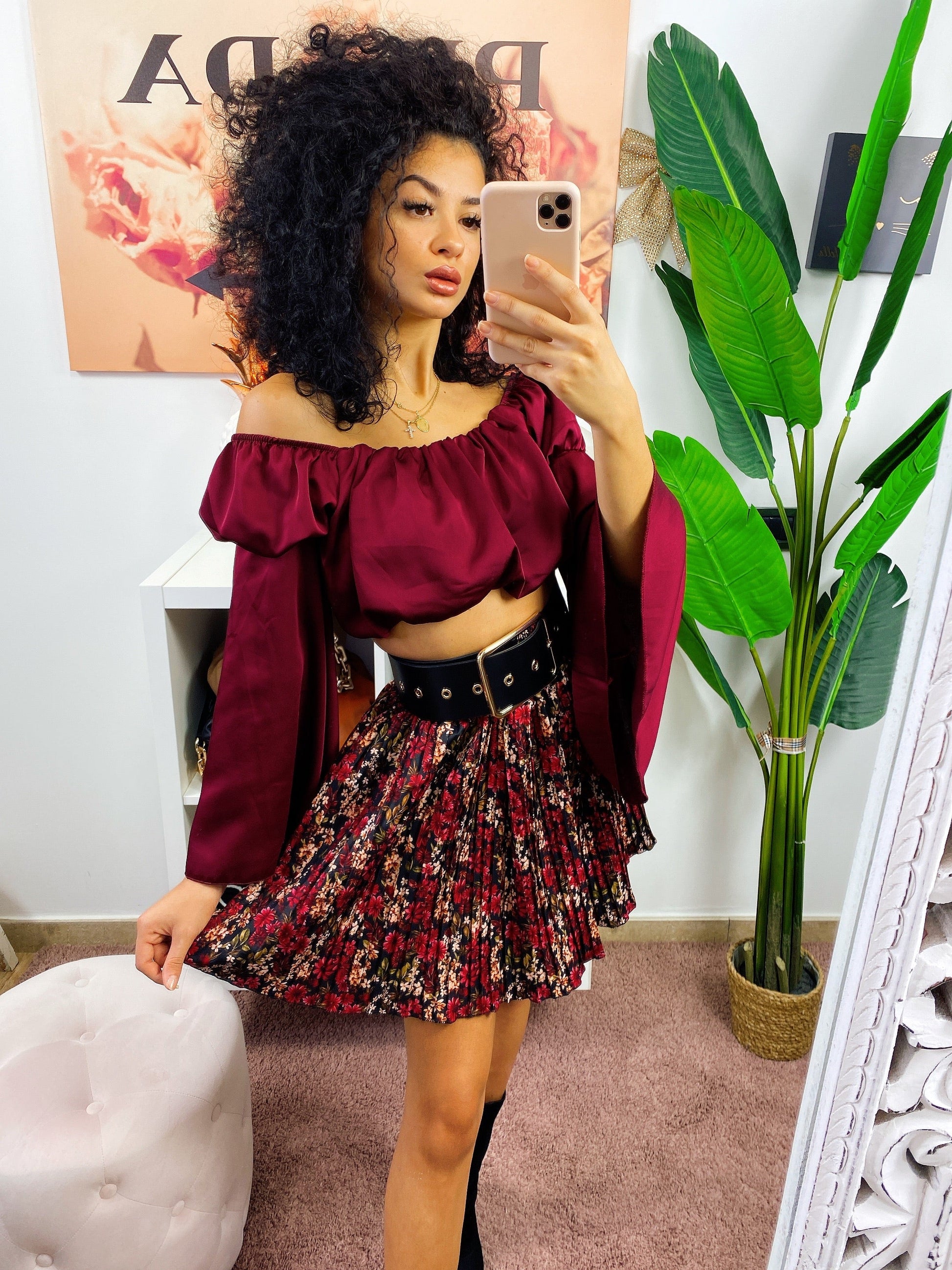 Top in raso manica lunga bordeaux