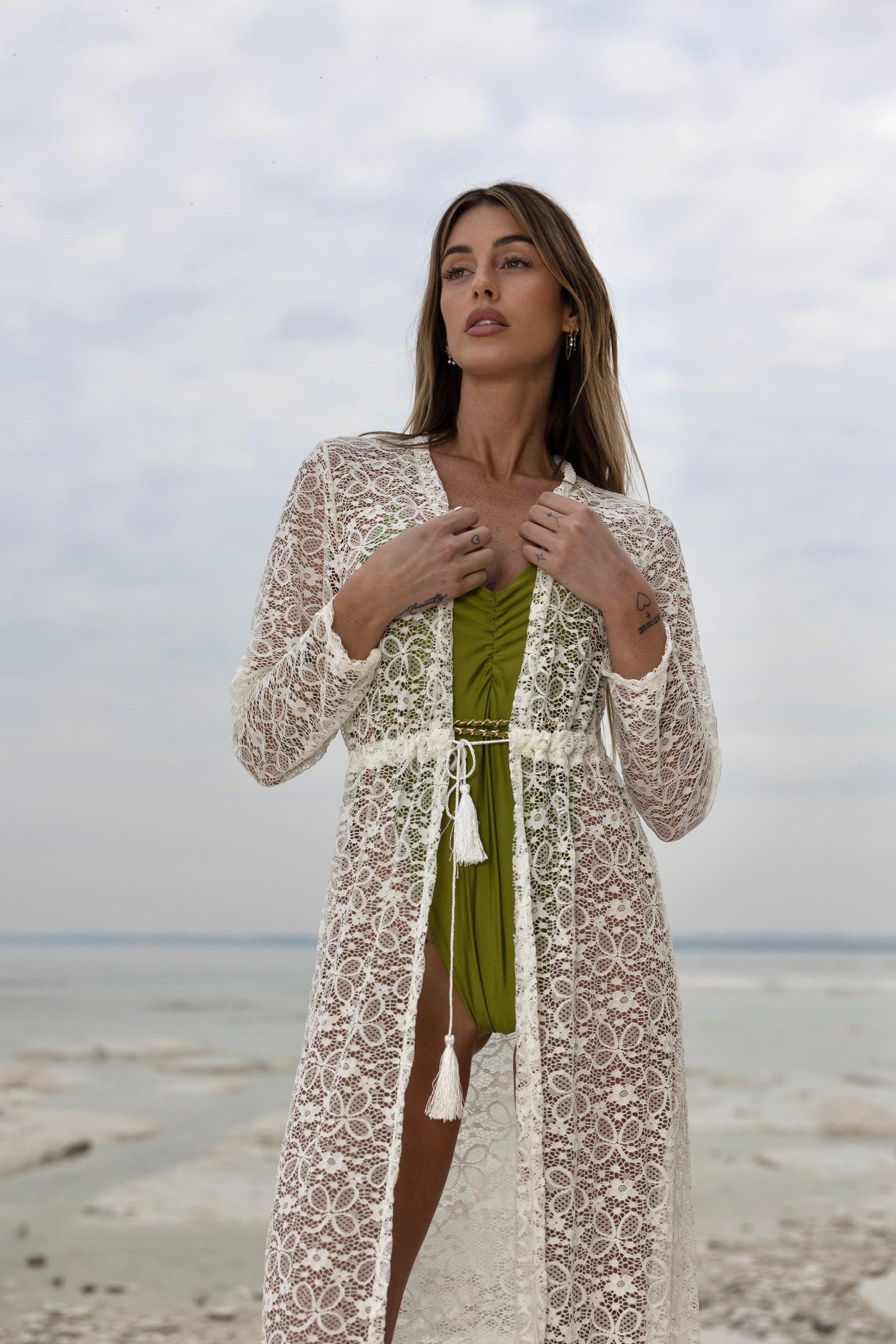 Kimono in pizzo bianco