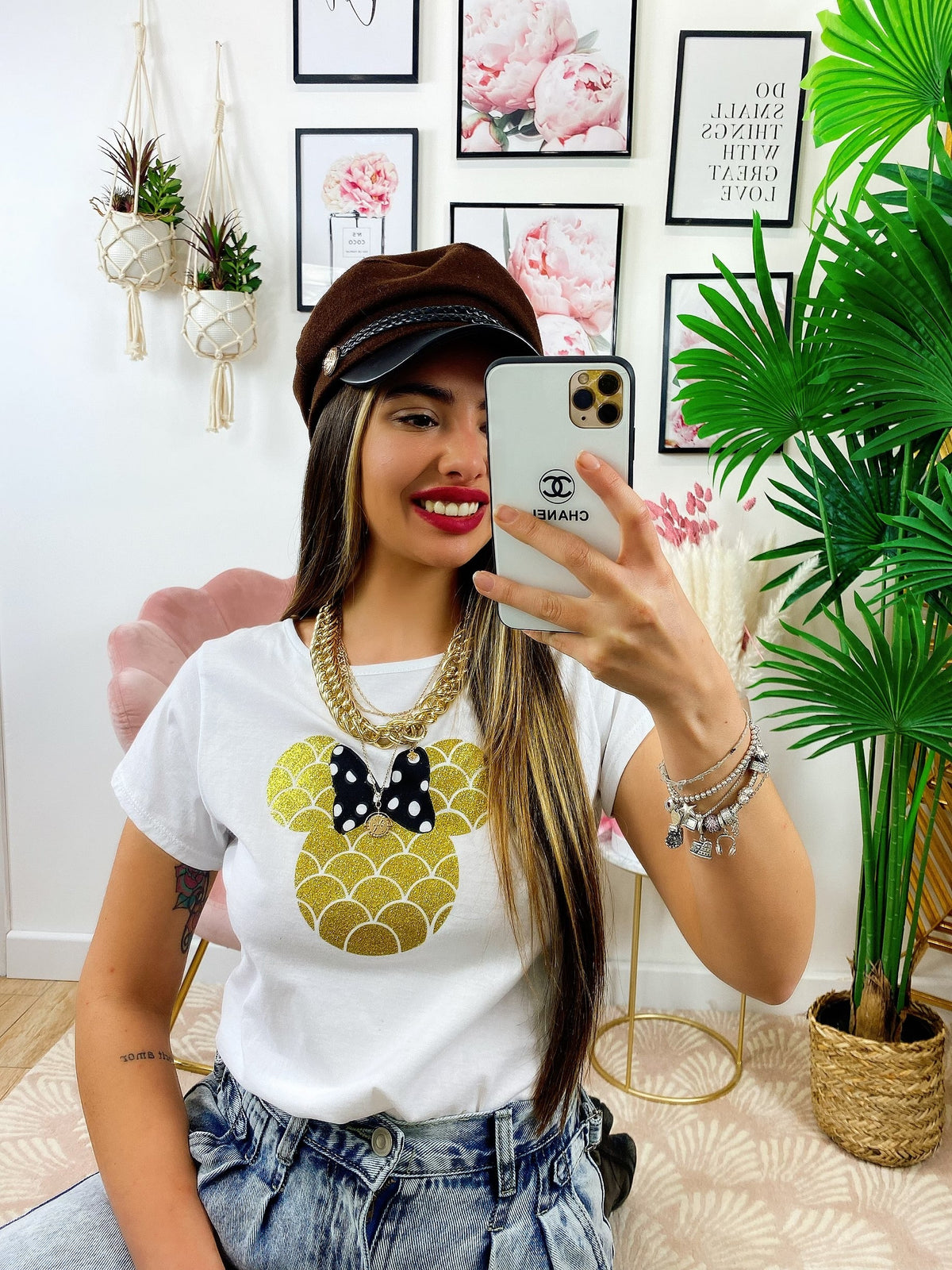 T-shirt con stampa glitter oro