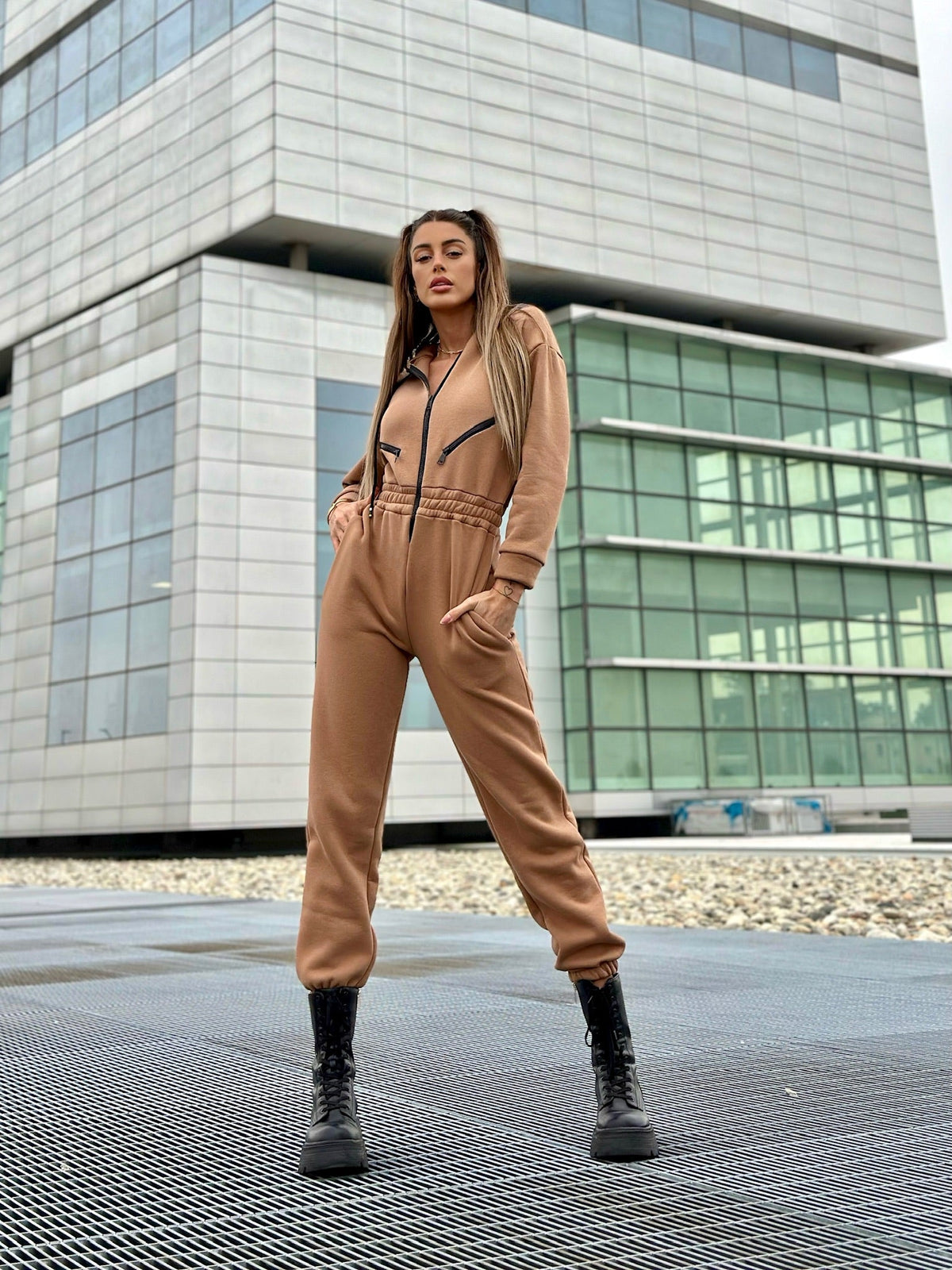 Tuta intera Camel con zip