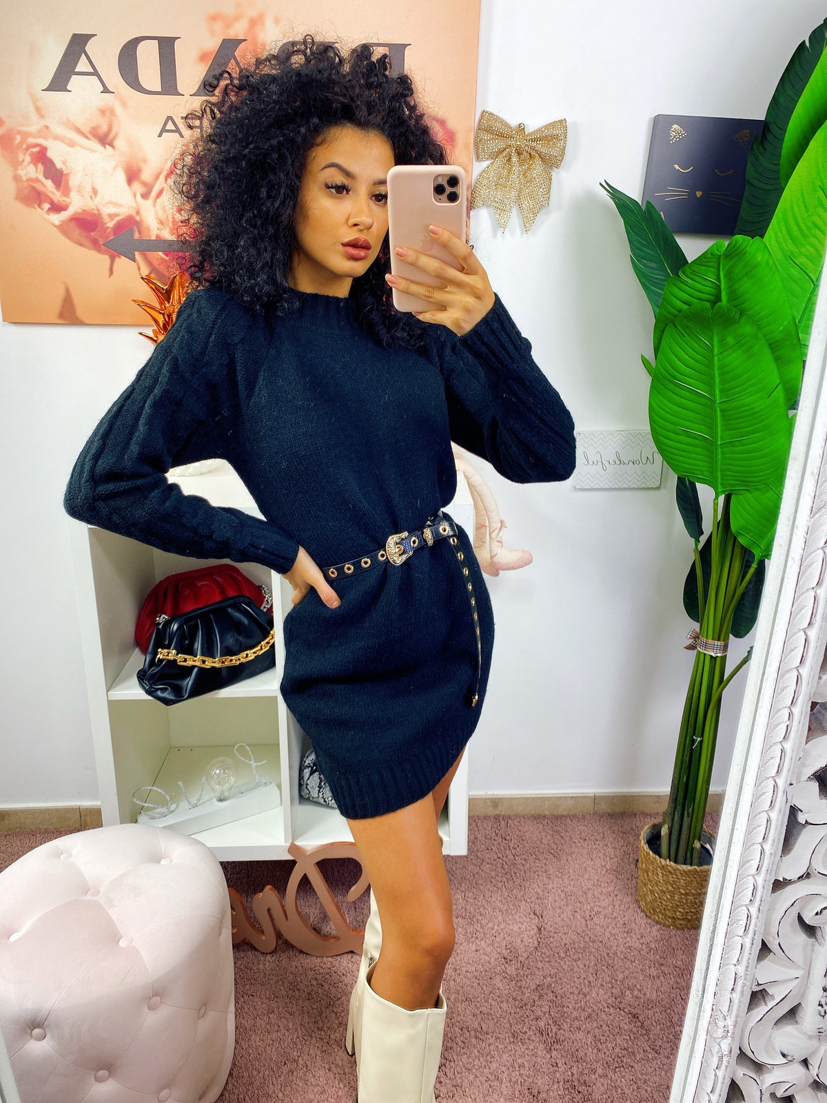Abito in maglia con trecce e spalline Nero