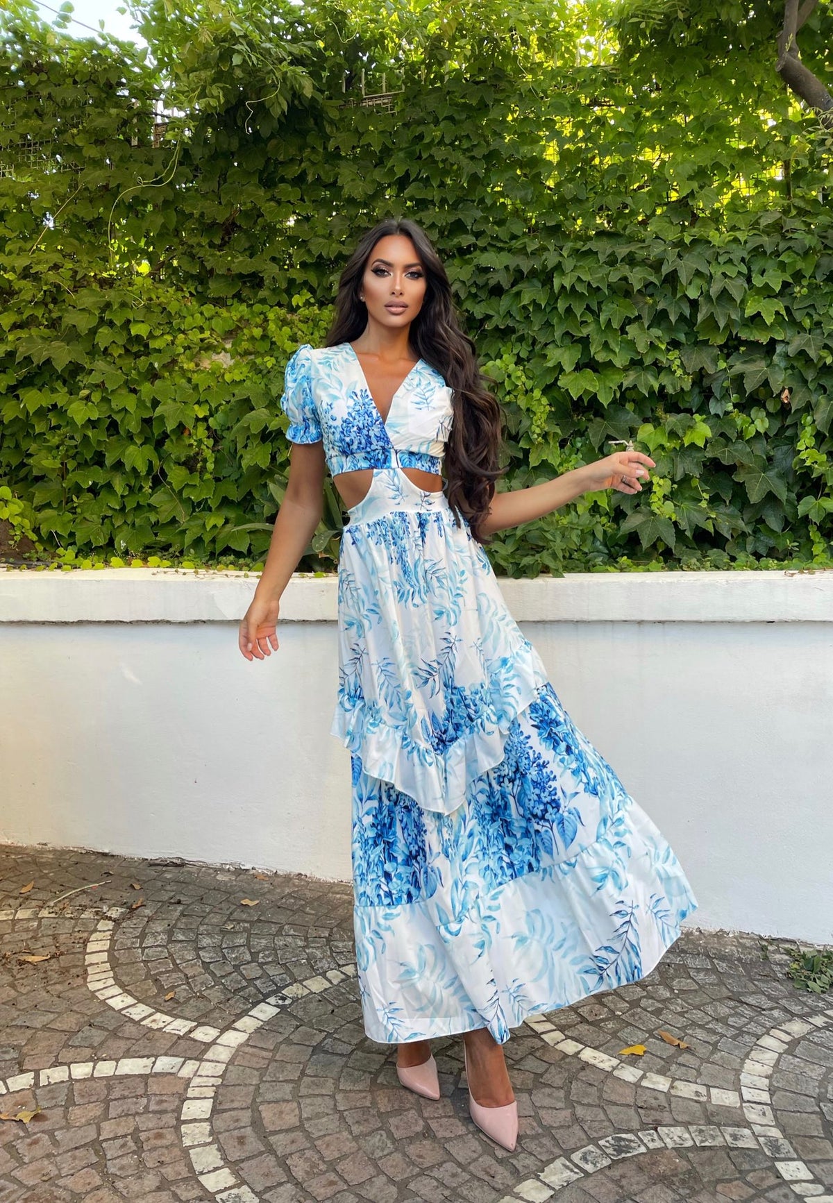 Abito lungo bianco fiori azzurri