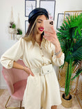 Abito con bottoni e cintura  beige