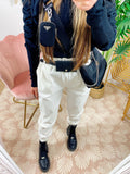 Pantalone bianco con marsupio