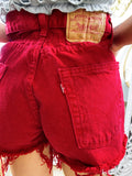 Short Vintage Levi’s rosso con borchie argento
