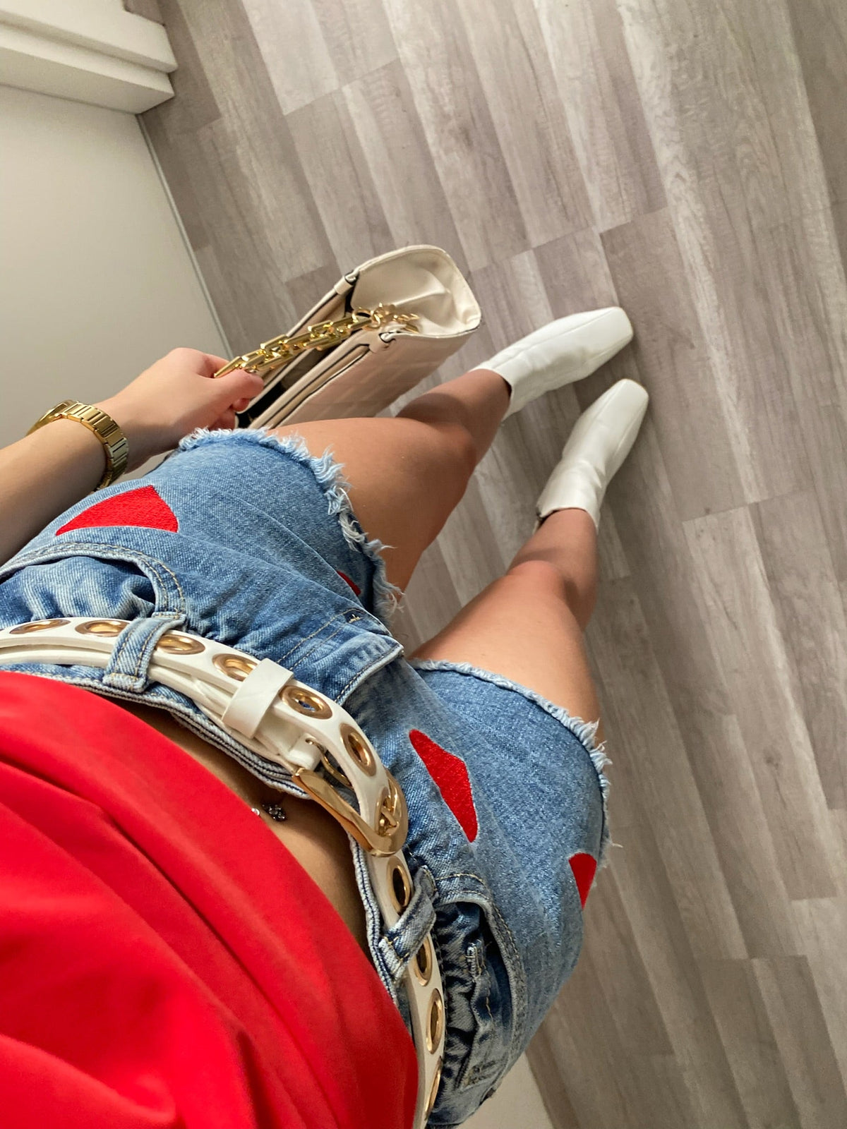Short a caramella con cuori rossi