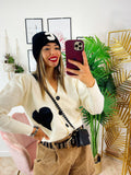 Maglione panna con cuore in pelle