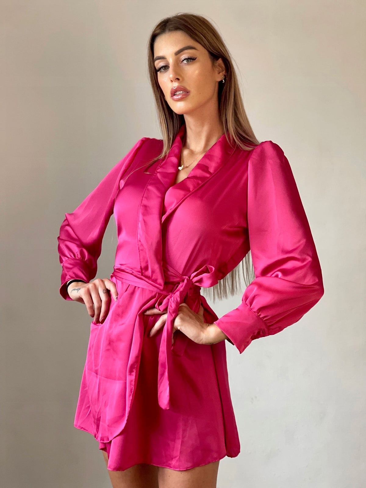 Abito in raso fuxia
