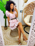 Abito a balze in cotone con manica rosa