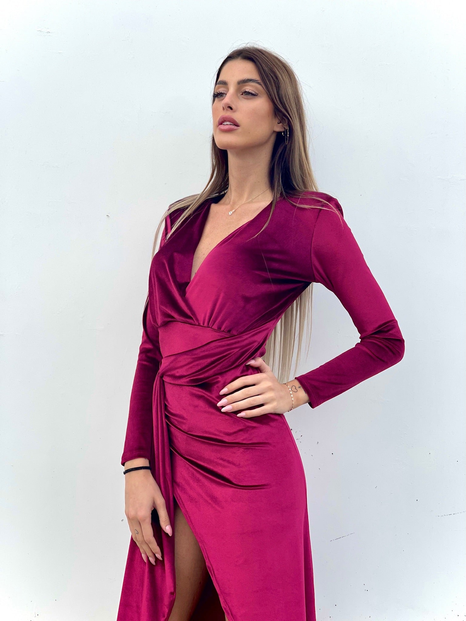 Abito lungo in velluto con maxi spacco Bordeaux