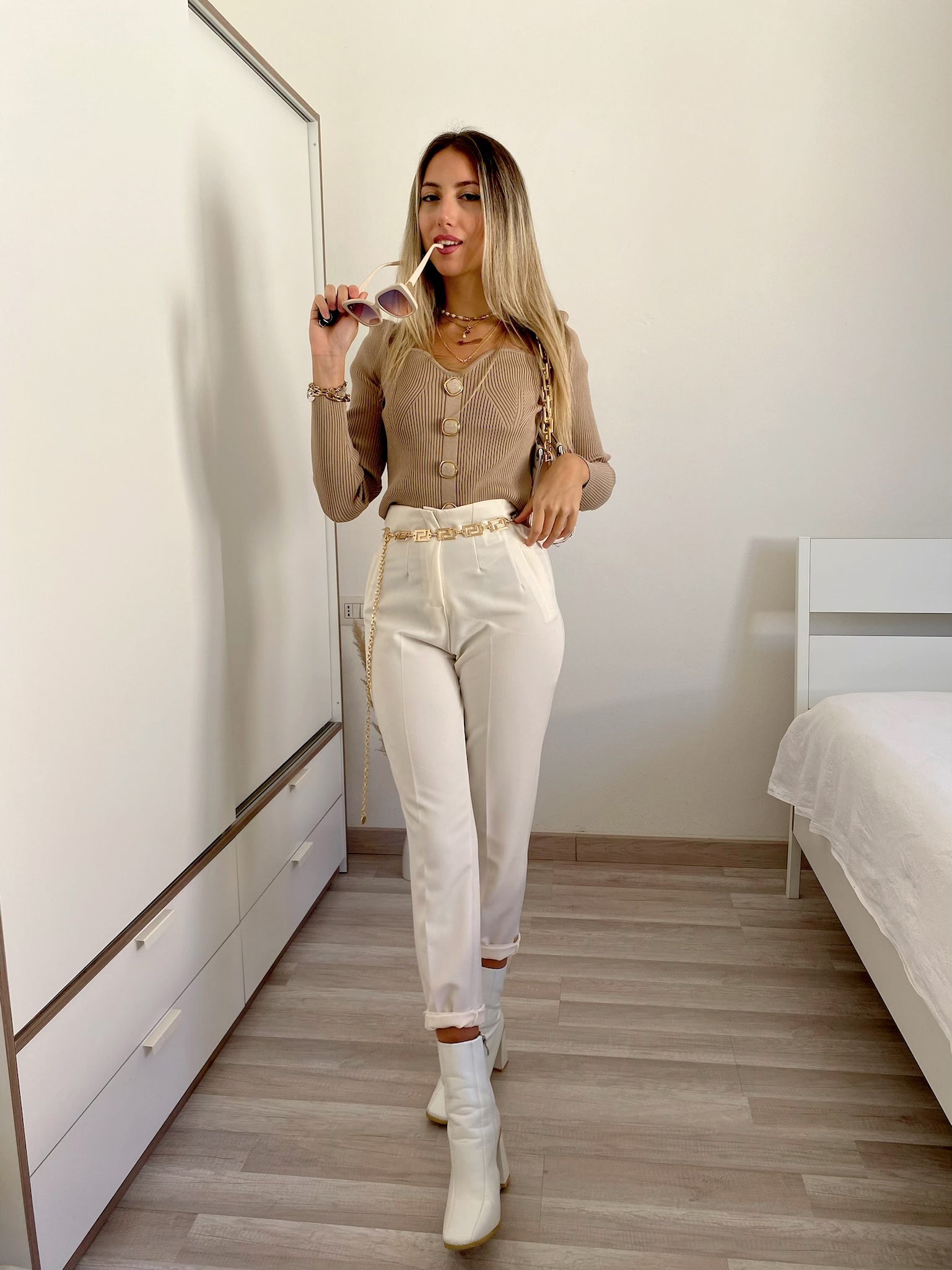 Pantalone vita alta panna