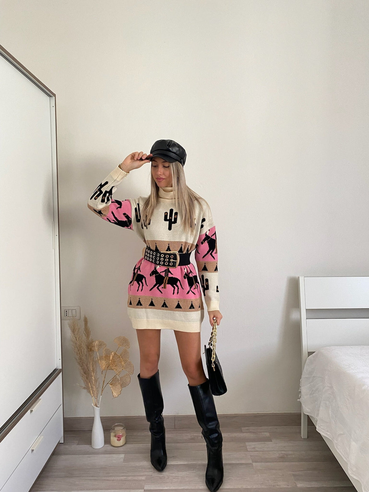 Maxi maglione collo alto con cavalli base Fuxia