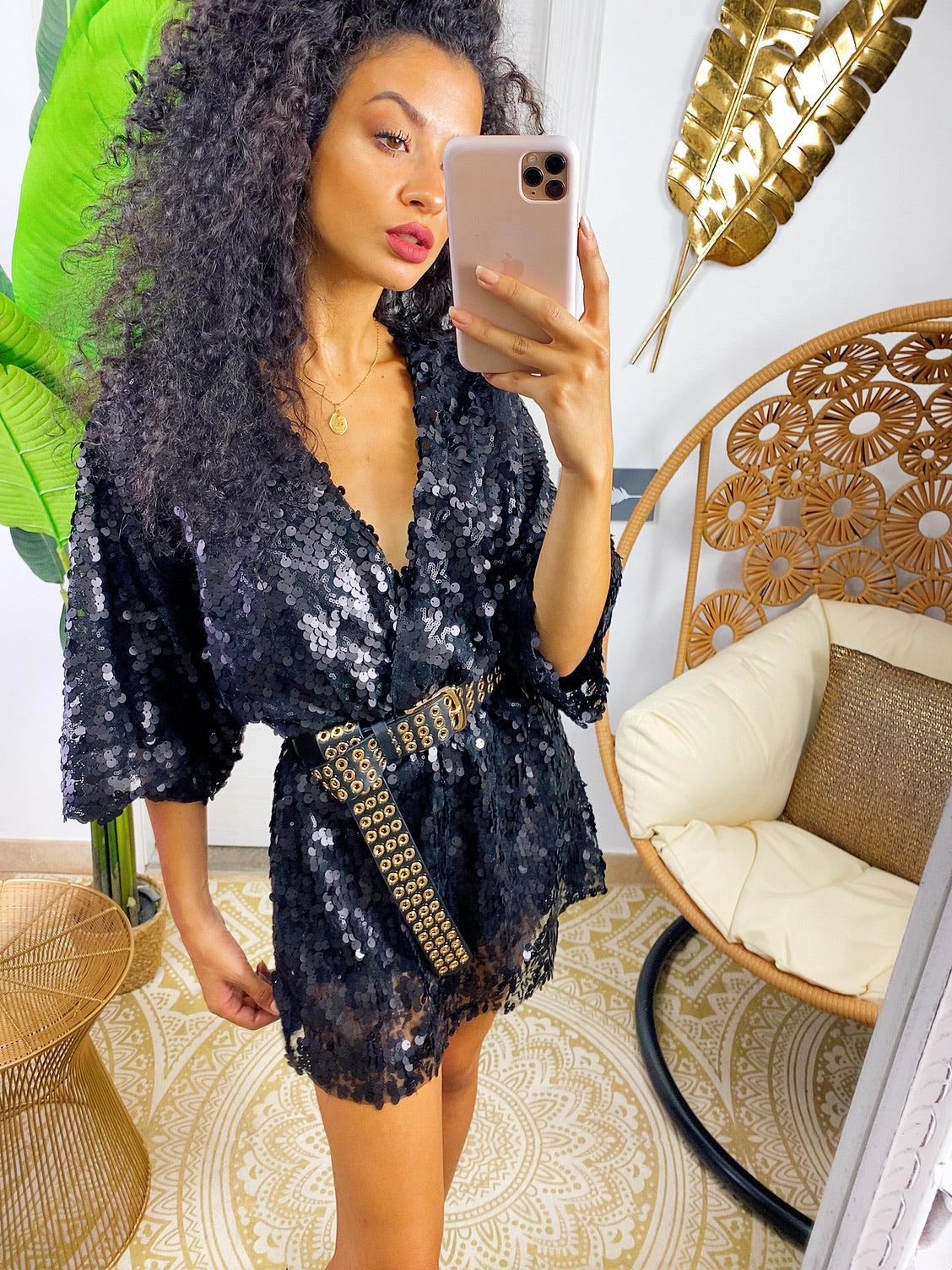 Abito con paillettes nero